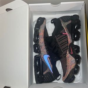Nike Air Vapormax Flyknit 2